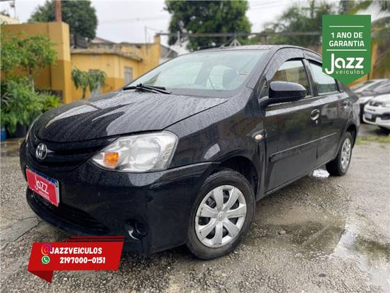 TOYOTA ETIOS 1.5 X PLUS SEDAN 16V FLEX 4P AUTOMÁTICO